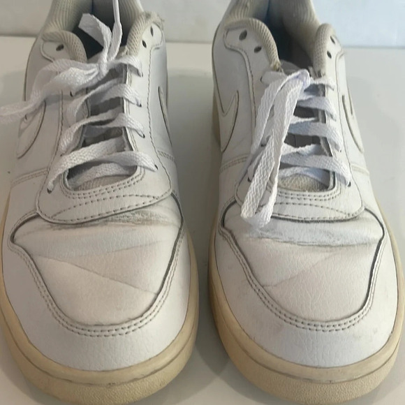 Nike White sneakers size 8.5 - Picture 8 of 16